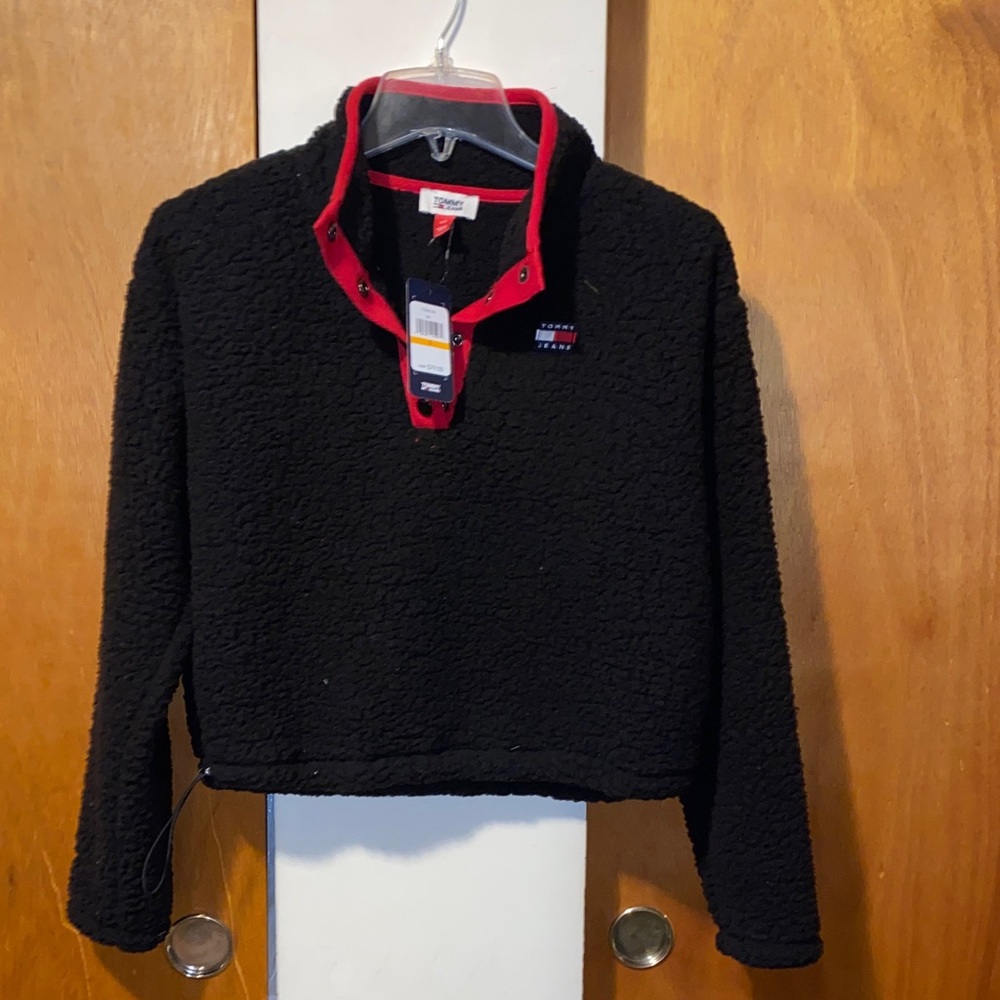 ♠️❤️♠️NWT Tommy Hilfiger Women's Black and Red Teddy Sweater